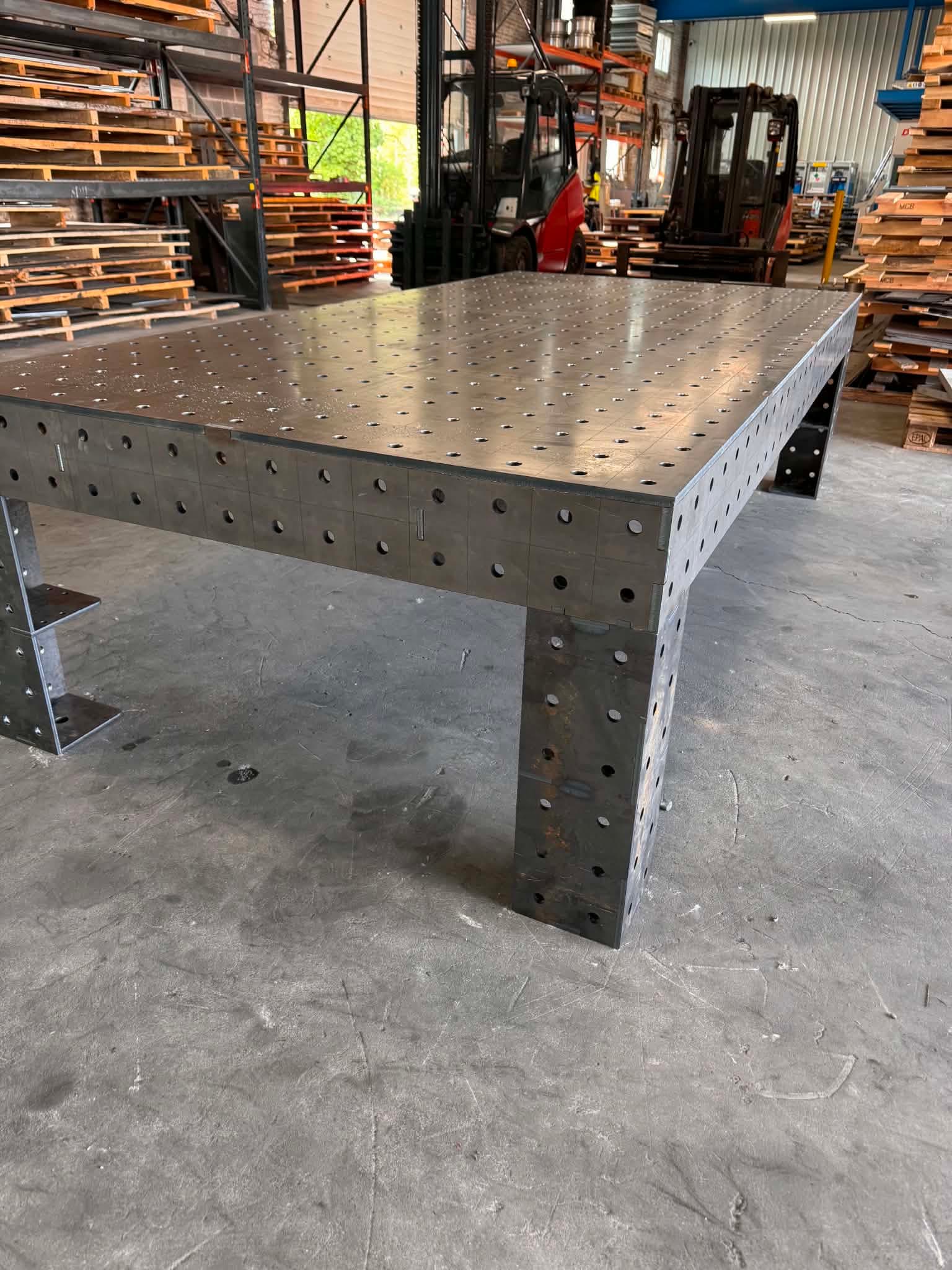 Table de soudure professionnelle